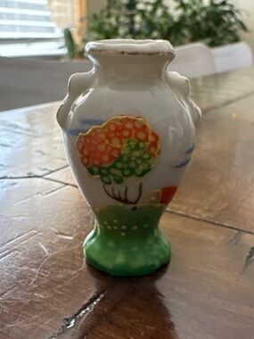 Japan Collectible Vase Miniature Handpainted Porcelain Made In Japan 1.5 Inch